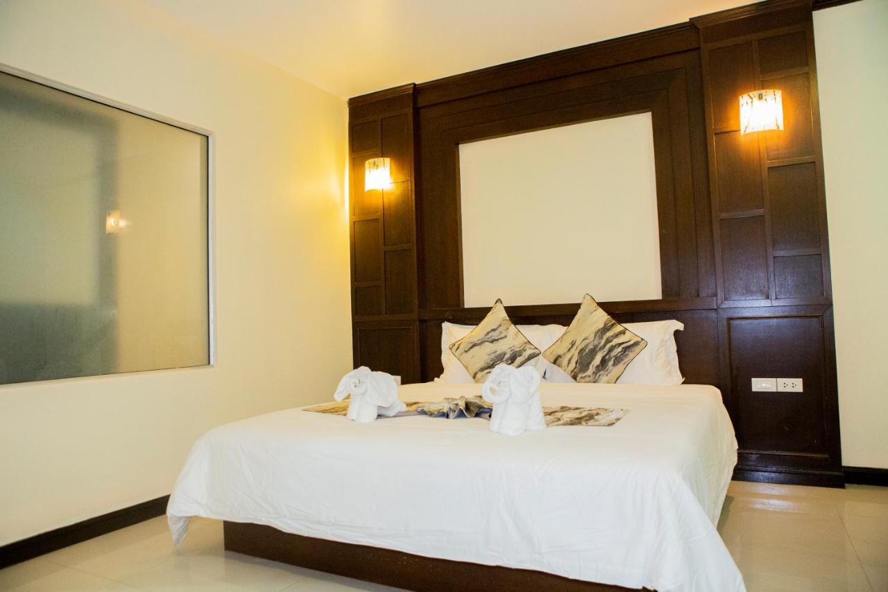 Blue Skyline Hotel Patong 외부 사진