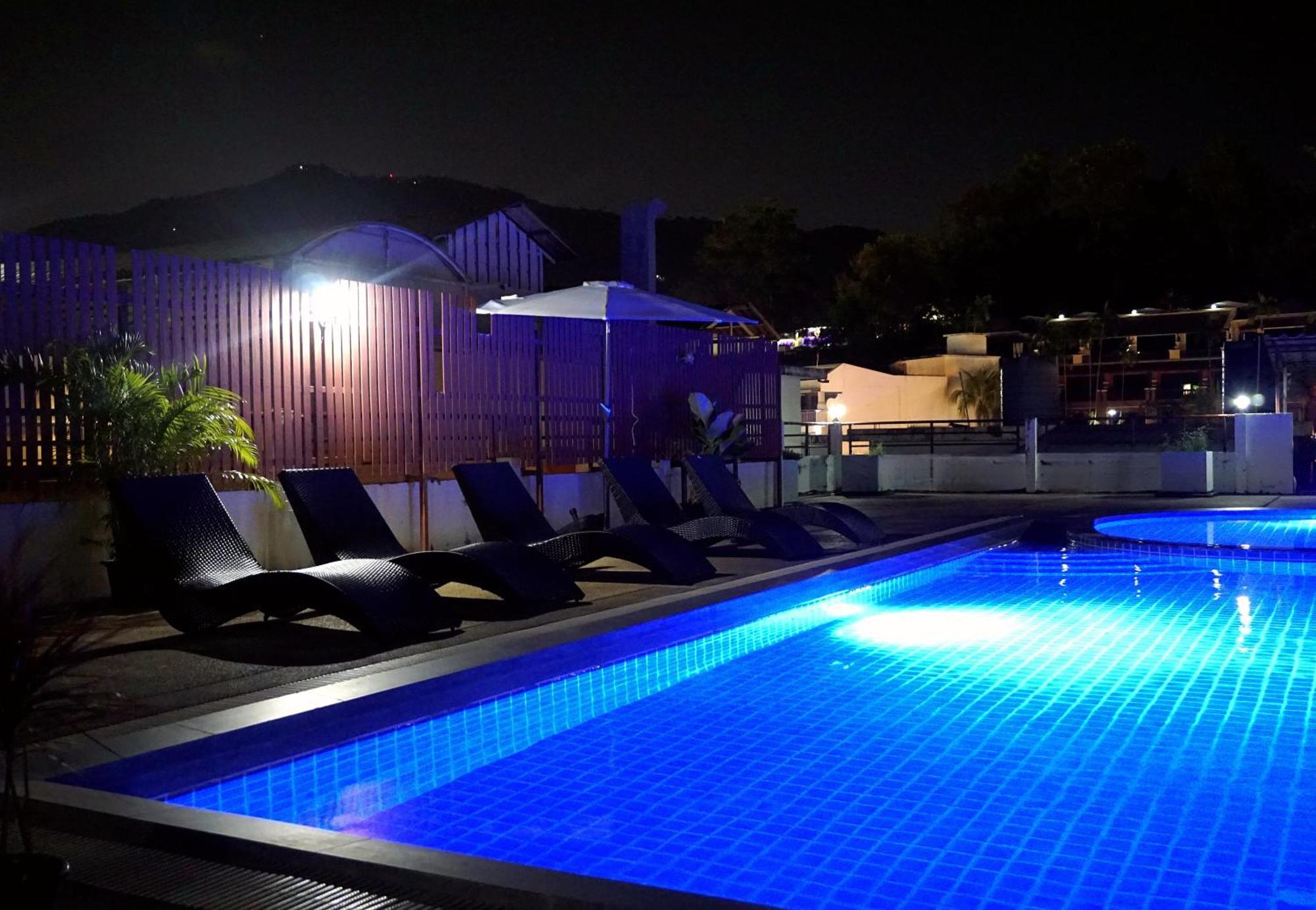 Blue Skyline Hotel Patong 외부 사진