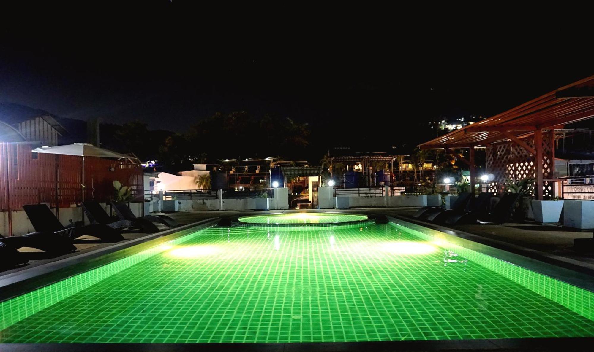 Blue Skyline Hotel Patong 외부 사진