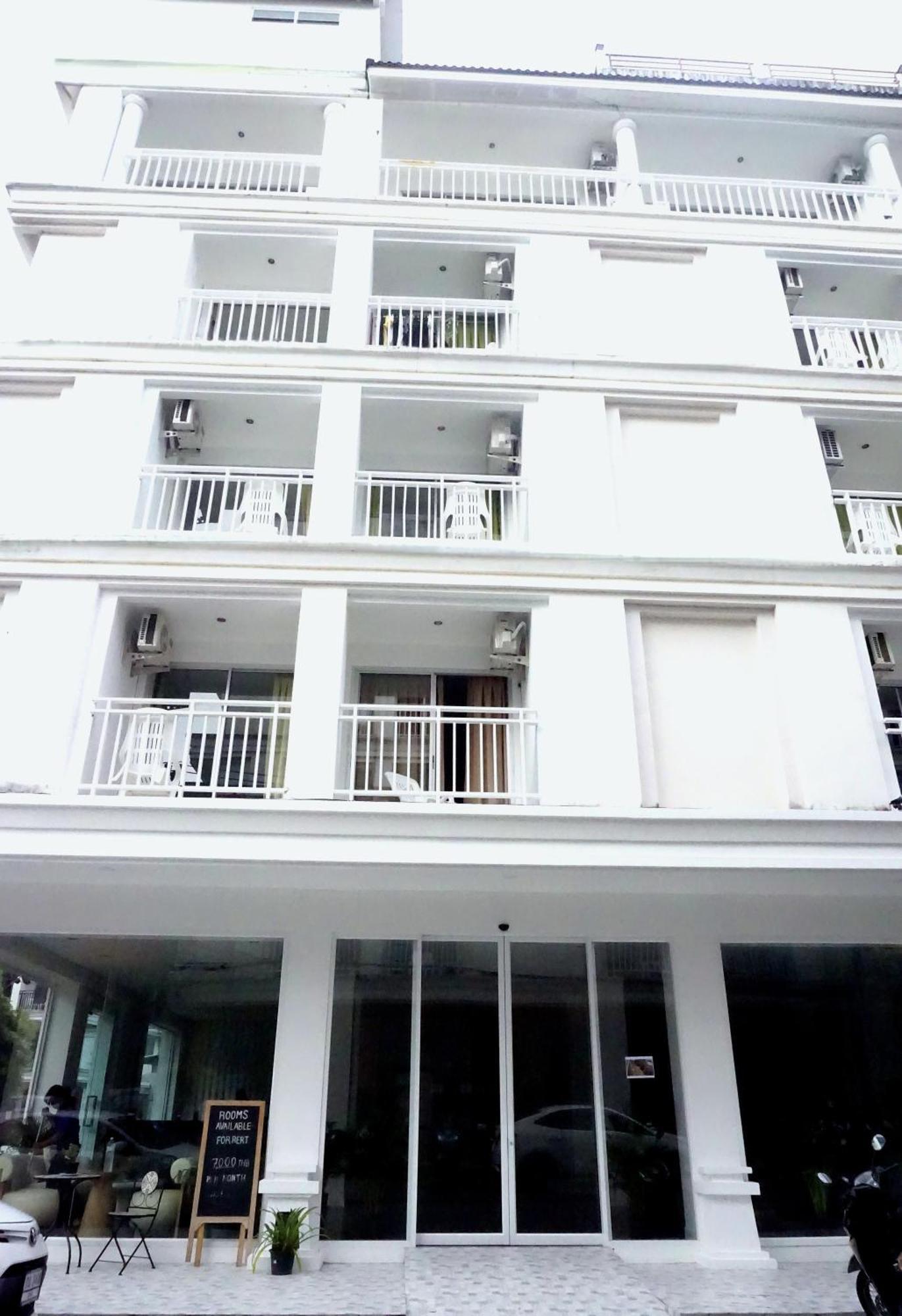 Blue Skyline Hotel Patong 외부 사진