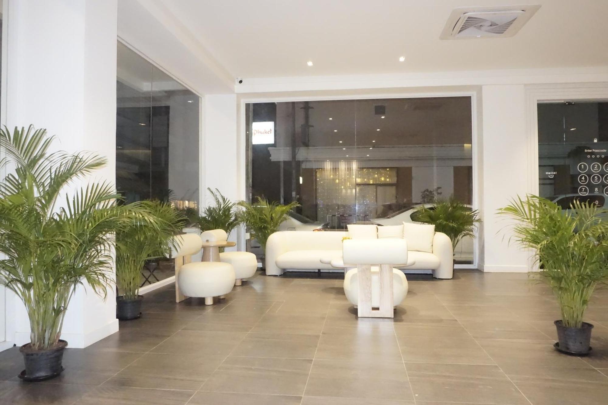 Blue Skyline Hotel Patong 외부 사진