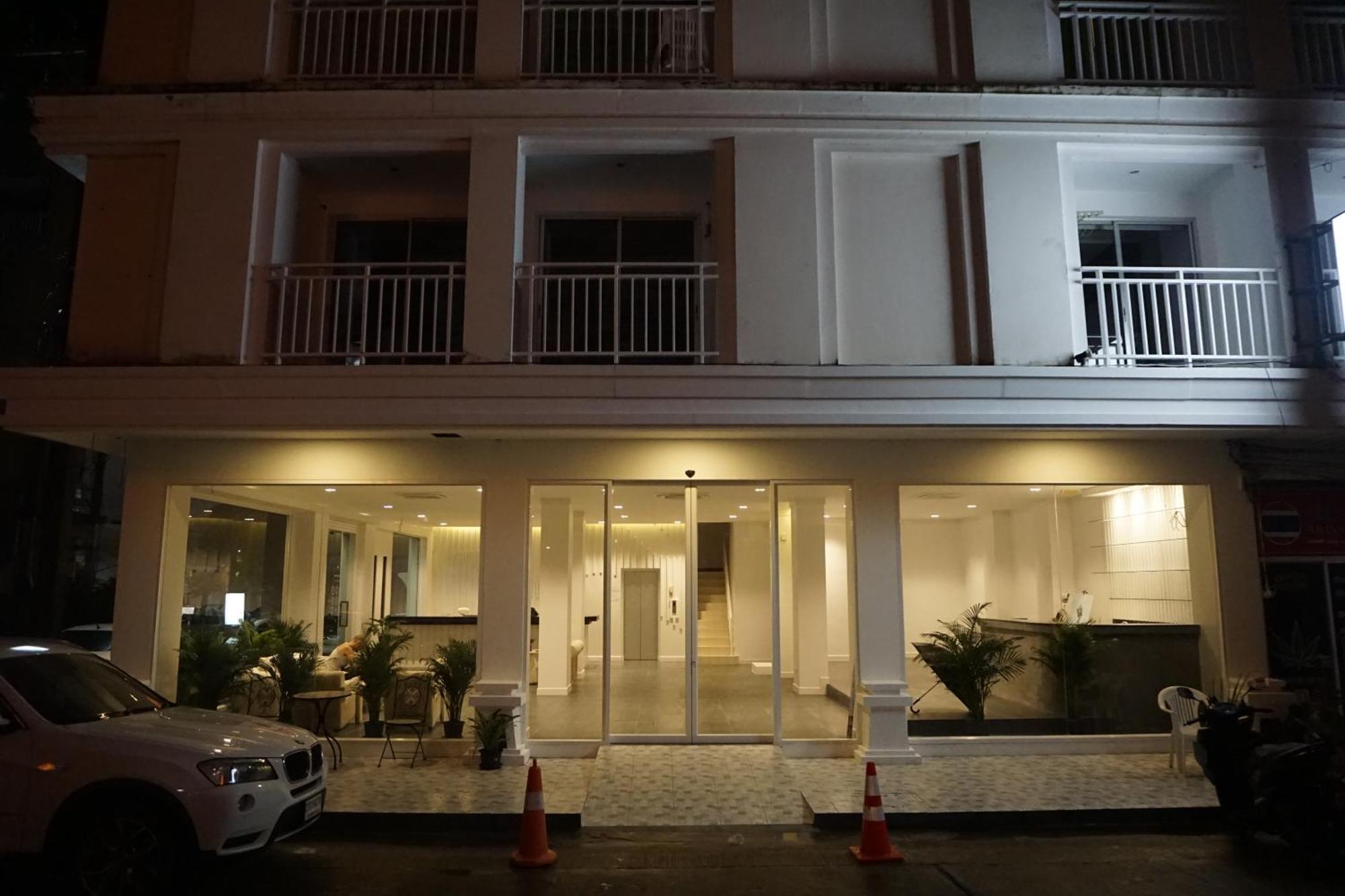 Blue Skyline Hotel Patong 외부 사진