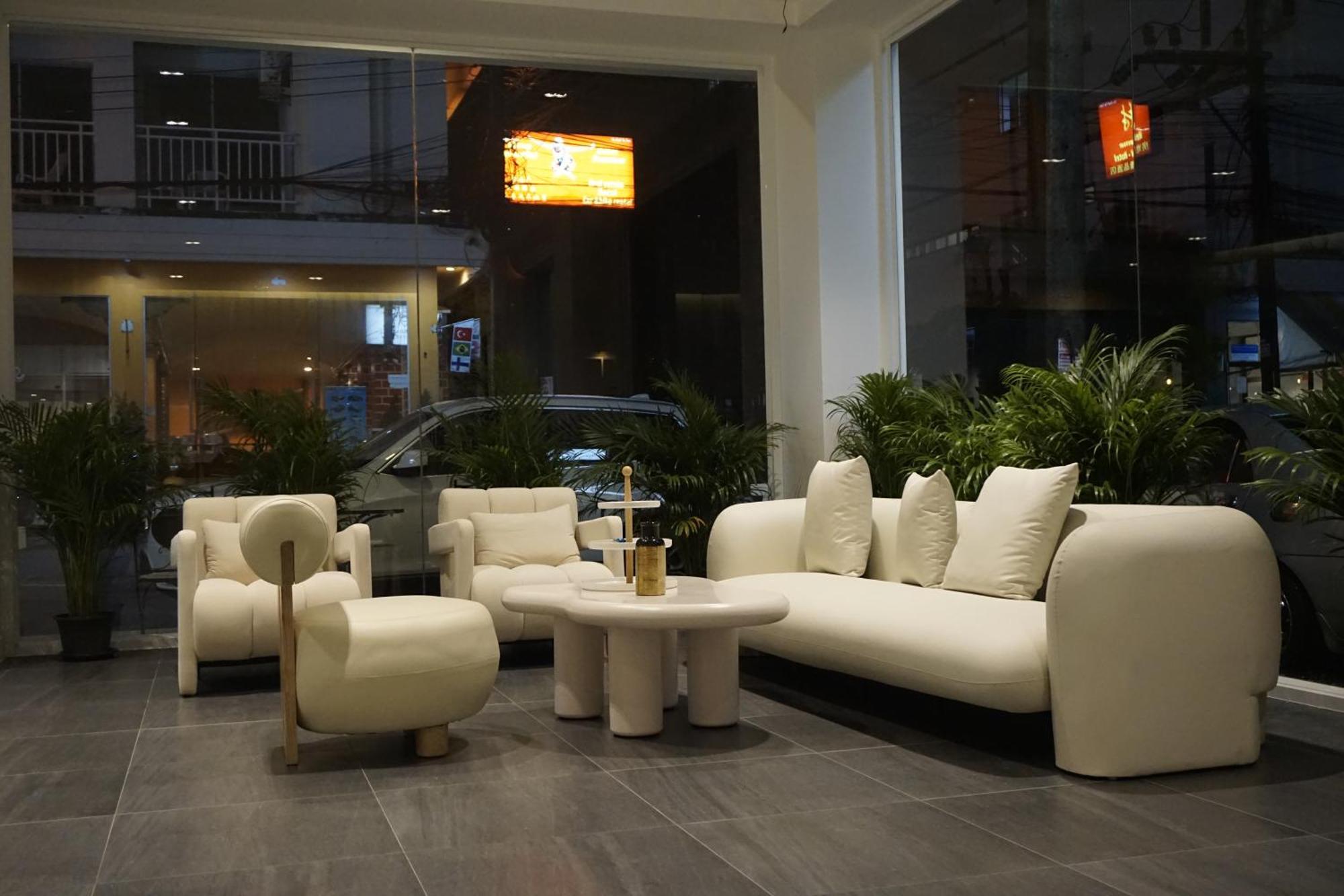 Blue Skyline Hotel Patong 외부 사진