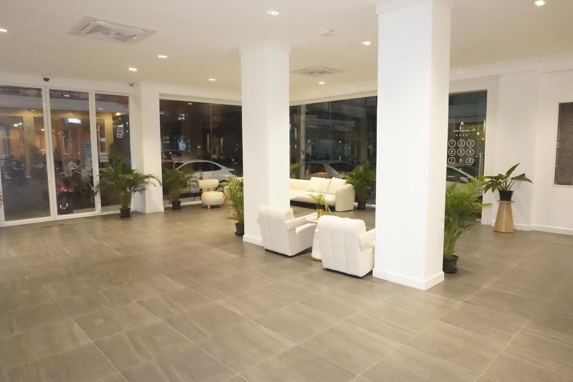 Blue Skyline Hotel Patong 외부 사진